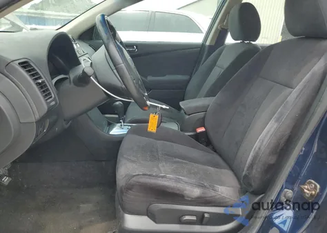 2010 Nissan Altima Base z USA, uszkodzony, nr VIN 1N4AL2AP3AC162990